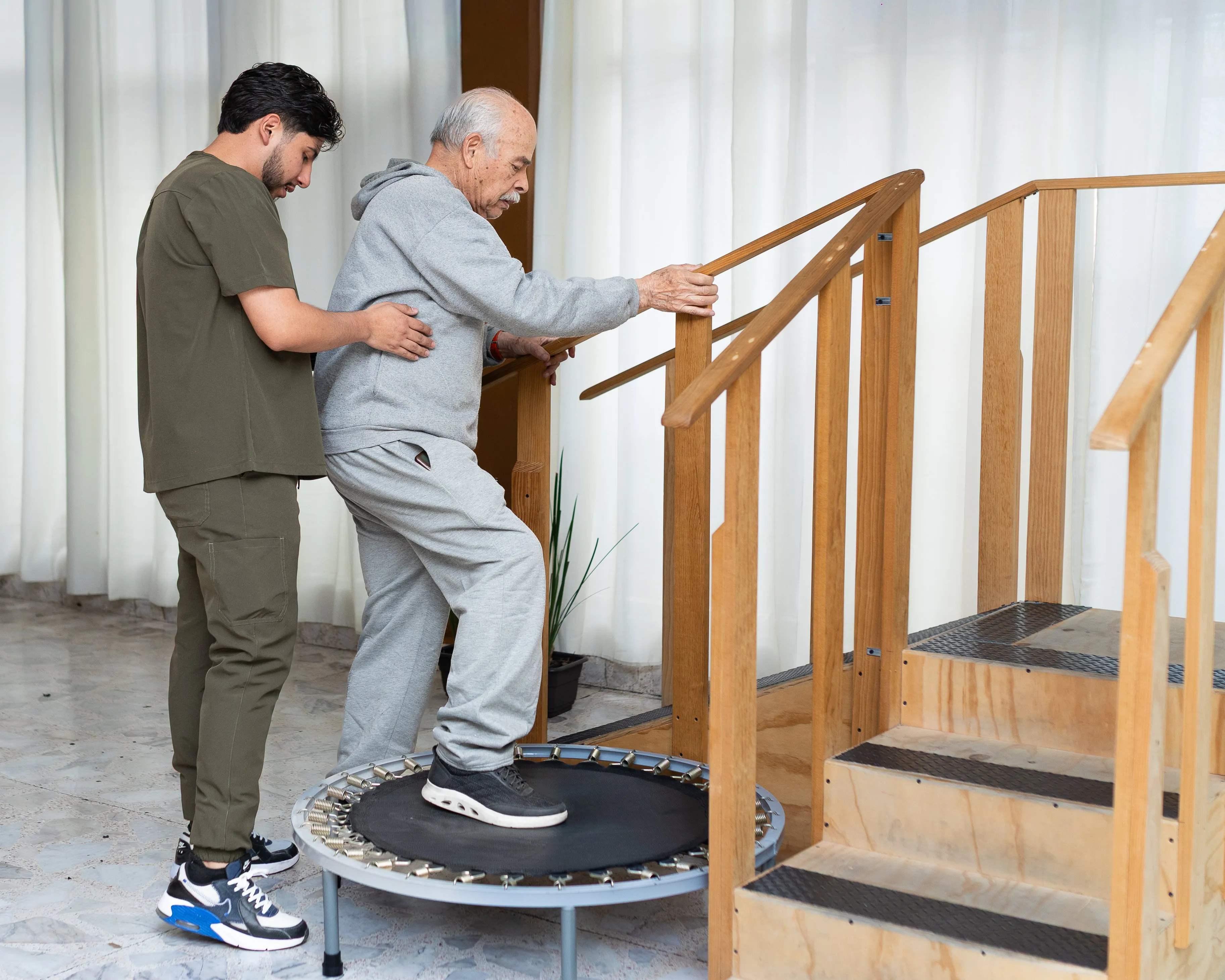 Entrenamiento de equilibrio en cama elástica